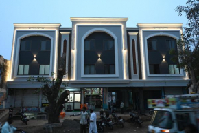 RRR Palace, Maheshwar